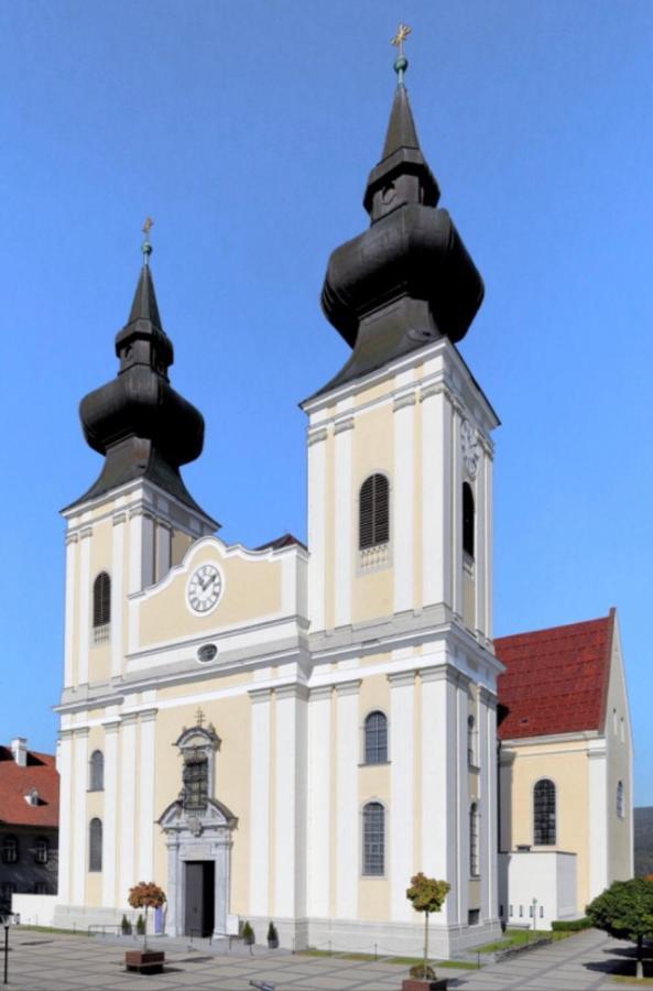 Pension Artstetten Bagian luar foto