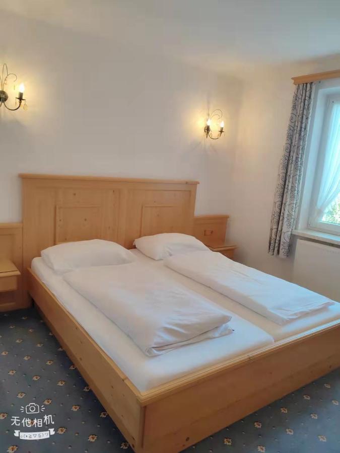 Pension Artstetten Bagian luar foto